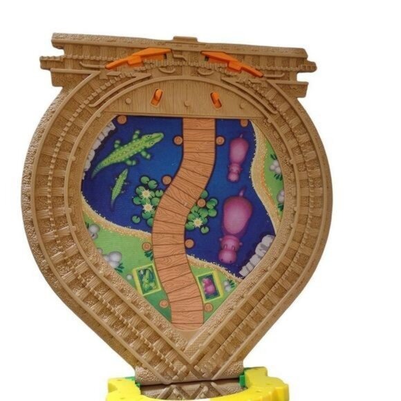 Fisher Price GeoTRAX On-The-Go-Zoo Portable Railway Train Set - Picture 3 of 9